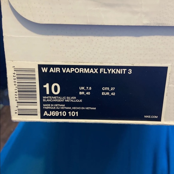 NIKE AIR VAPORMAX FLYNIT 3 - Picture 9 of 9
